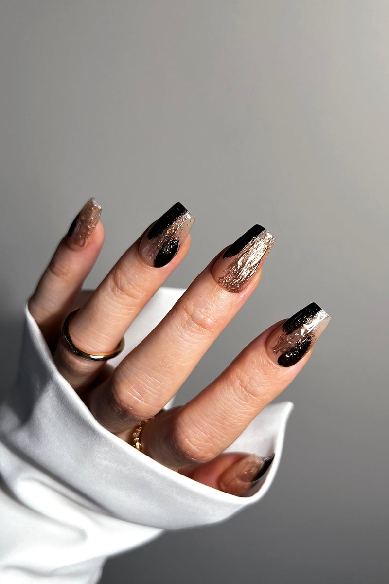 Gilded Noir | Pro Handmade Gel Nails-4