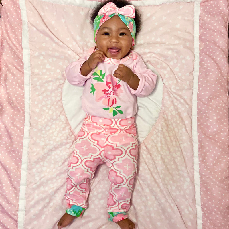 AnnLoren Baby Girls Layette Pink Arabesque Floral Onesie Pants Headband 3pc Gift Set Clothing Sizes 3M - 18M-3