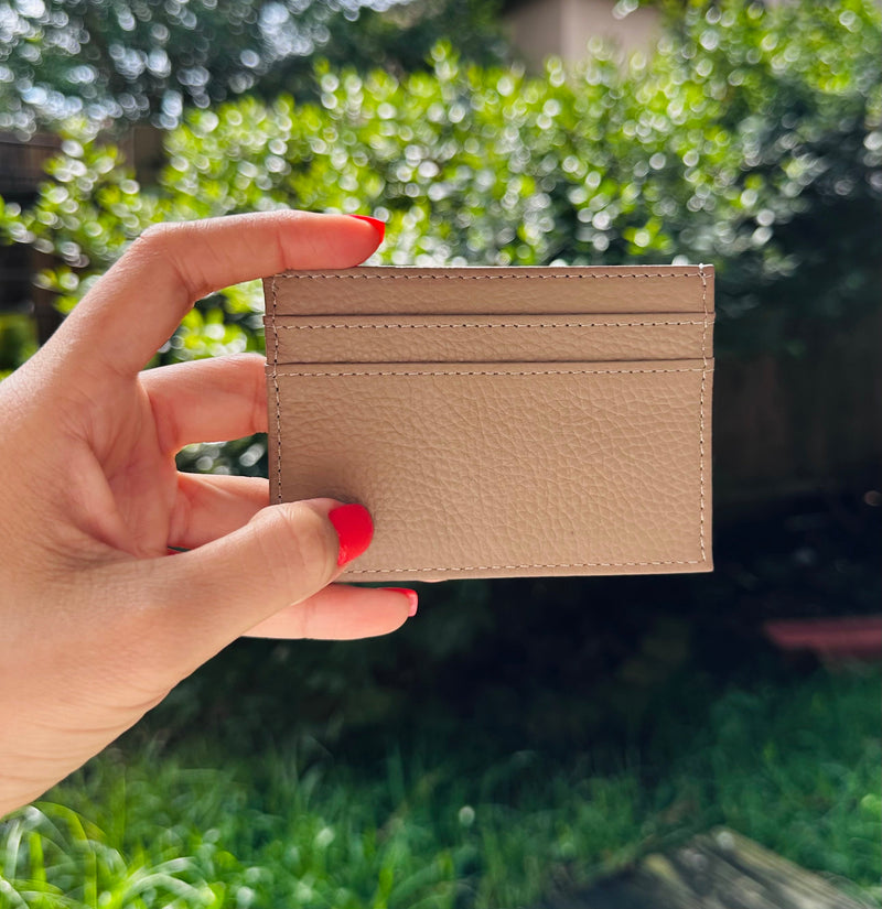 Lara Wallet-3